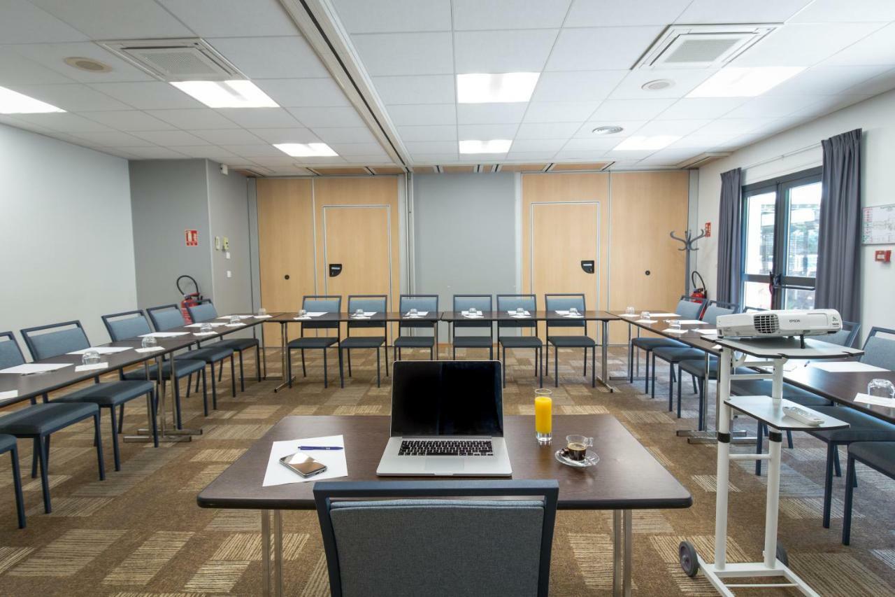 Ibis Brignoles Provence Verte Zewnętrze zdjęcie